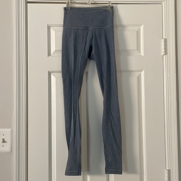 Lululemon High Rise Wunder Under Leggings - Picture 2 of 4